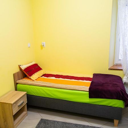 Apartament Przy Rynku Ostrowiec Świętokrzyski Екстериор снимка