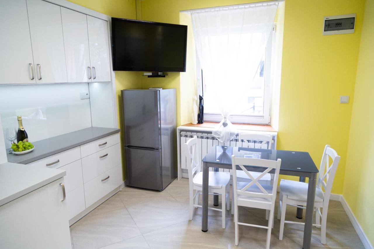 Apartament Przy Rynku Ostrowiec Świętokrzyski Екстериор снимка