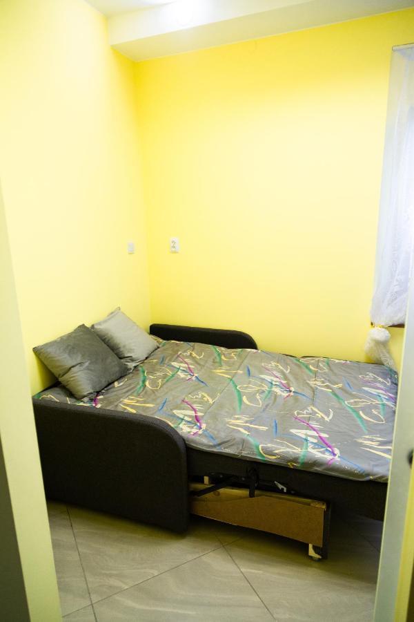 Apartament Przy Rynku Ostrowiec Świętokrzyski Екстериор снимка